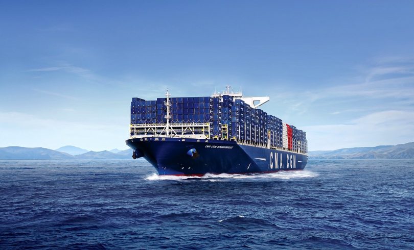 Flüssigerdgas-Containerschiff CMA CGM BOUGAINVILLE