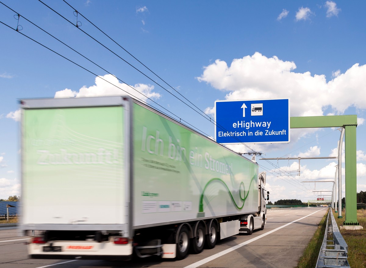 California First Siemens eHighway system in the U.S.