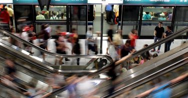 Tampines station Downtown MRT line in Singapore | © Seloloving/ Wikipedia / https://creativecommons.org/licenses/by-sa/4.0