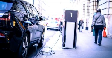 E-Autos können CO₂-Emissionen erst ab 2040 deutlich senken