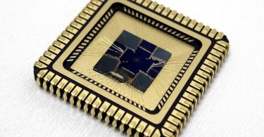 ultraschneller Bildsensor mit eingebautem neuronalen Netzwerk