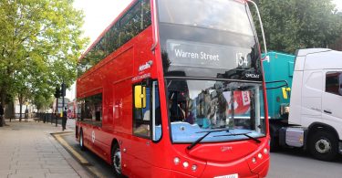 E-Busse mit ZF-Technik für Londoner Busunternehmen Tower Transit