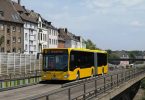 Der neue Spurbus während einer Testfahrt in Essen-Kray.