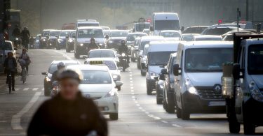 Stickstoffdioxid: Verkehrsdichte, Wind und Luftschichtung entscheidend