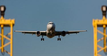 Anflugmanagement von Großflughäfen: Mit Sicherheitskennzahlen Kapazitäten steigern