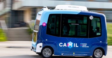 CAMIL-Bus auf dem Campus der TU Ilmenau