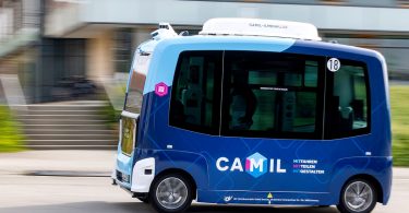 CAMIL-Bus auf dem Campus der TU Ilmenau