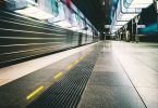 „Leuchtende Bahnsteigkante“ gewinnt Innovationspreis der deutschen Mobilitätswirtschaft